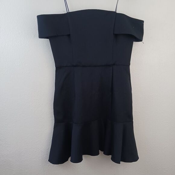 Nicholas Ponti Off the Shoulder navy blue Dress size 6 - Picture 1 of 6